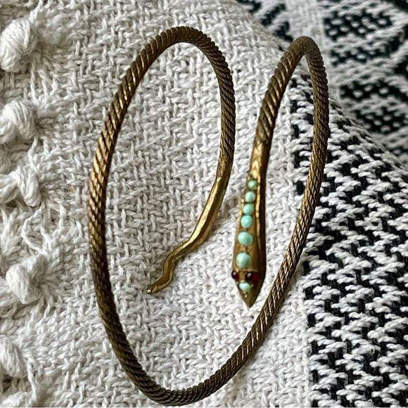 Vintage Coiled Gilt Egyptian Revival Silver Snake Bangle Turquoise Garnet Eyes - Picture 13 of 17